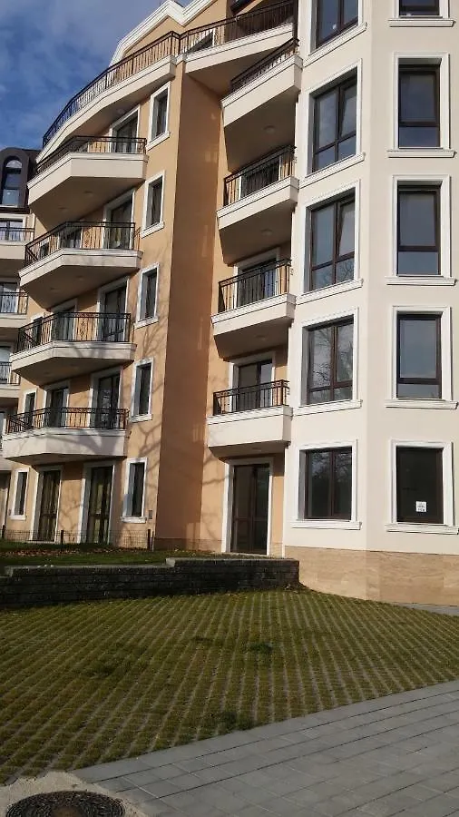 Уютная Квартира На Берегу Моря 0*, Golden Sands