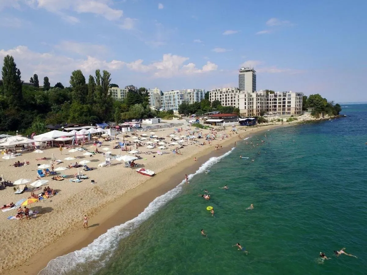 Apartment Уютная Квартира На Берегу Моря